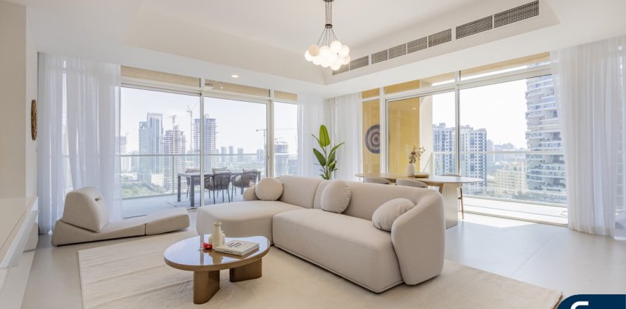 Apartment sa Jumeirah Village Circle, Dubai, UAE 3 silid-tulugan, 207 sq.m. № 697921