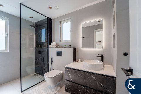 Arabian Ranches, Dubai, संयुक्त अरब अमीरात में विला, 5 बेडरूम, 474 वर्ग मीटर, संख्या 697929 - फ़ोटो 17