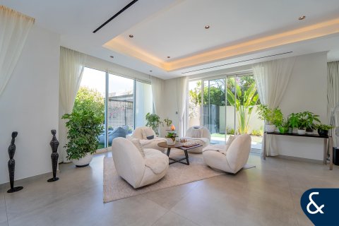 Arabian Ranches, Dubai, संयुक्त अरब अमीरात में विला, 5 बेडरूम, 474 वर्ग मीटर, संख्या 697929 - फ़ोटो 6