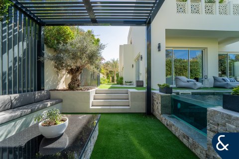 Arabian Ranches, Dubai, संयुक्त अरब अमीरात में विला, 5 बेडरूम, 474 वर्ग मीटर, संख्या 697929 - फ़ोटो 22