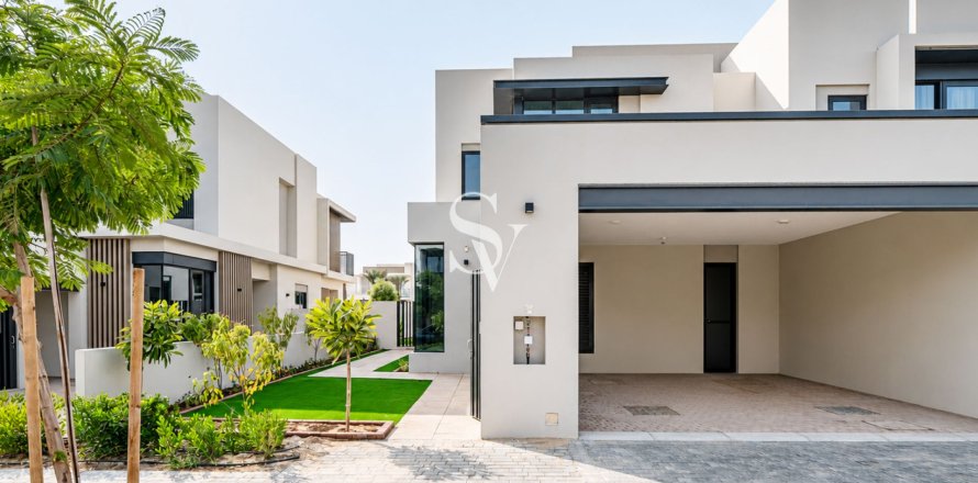 Townhouse în Jebel Ali, Dubai, EAU 4 dormitoare, 343 mp.  №740191
