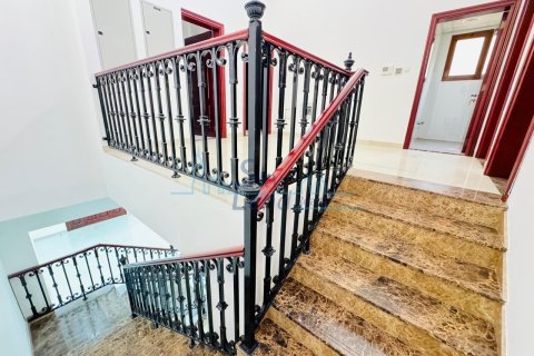 Villa itt: Al Barsha, Dubai, EAE, 5 hálószoba, 371.6 m², azonosító: 646432 - fénykép 20