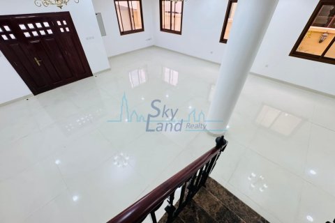 Villa itt: Al Barsha, Dubai, EAE, 5 hálószoba, 371.6 m², azonosító: 646432 - fénykép 10