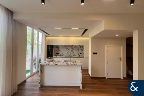 Villa in vendita a The Springs, Dubai, EAU 3 camere da letto, 157 mq. № 666647 - foto 2