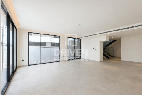 Villa te huur in Dubai Land, Dubai, VAE 3 slaapkamers, 281.59 vr.m., nr 746694 - foto 5