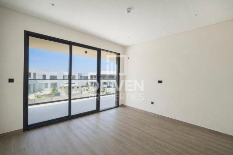 Villa zur Miete in Dubai Land, Dubai, VAE 5 Schlafzimmer, 325.25 m2 Nr. 746695 - Foto 9