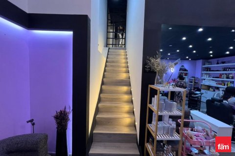 Obchod v Business Bay, Dubai, SAE 42.9 m² Č.: 646756 - fotografie 8