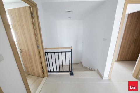 Rijtjeshuis in Dubai, VAE 3 slaapkamers, 161 vr.m. nr 710117