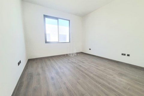 Maison de ville à louer à Yas Island, Abu Dhabi, EAU 2 chambres, 168.7 m2 № 570397 - photo 3