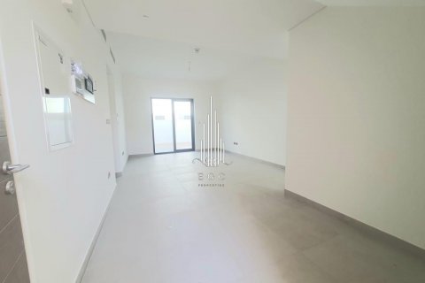 Maison de ville à louer à Yas Island, Abu Dhabi, EAU 2 chambres, 168.7 m2 № 570397 - photo 2