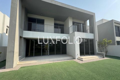 Villa in affitto a Dubai Hills Estate, Dubai, EAU 5 camere da letto, 560 mq. № 628356 - foto 1