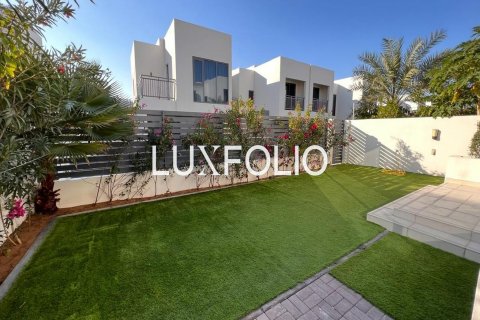 Řadový dům v Dubai Hills Estate, Dubai, SAE 4 ložnice, 272 m² Č.: 628352 - fotografie 3
