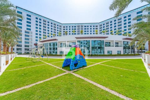 Снять в аренду квартиру в Al Raha Beach, Абу-Даби, ОАЭ 3 спальни, 176м2, № 616971 - фото 12