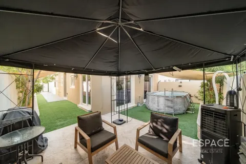 Müüa villa asukohaga Dubai Land, Dubai, AÜE: 4 magamistoaga, 209 m² Nr 737907 - pilt 16