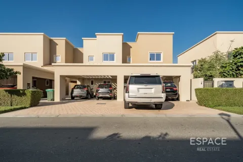 Müüa villa asukohaga Dubai Land, Dubai, AÜE: 4 magamistoaga, 209 m² Nr 737907 - pilt 20