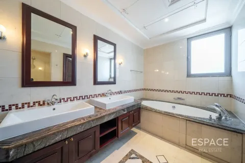 Palm Jumeirah、Dubai、UAE にあるヴィラ販売中 6ベッドルーム、725 m2、No737906 - 写真 11