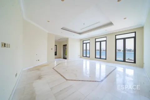 Palm Jumeirah、Dubai、UAE にあるヴィラ販売中 6ベッドルーム、725 m2、No737906 - 写真 17