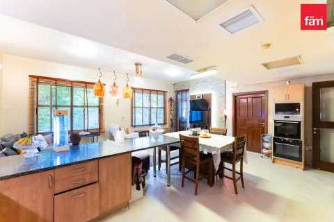 Vila di Wadi Al Safa 2, Dubai, UEA 3 kamar tidur, 540 m2 nomor 718040 - foto 21