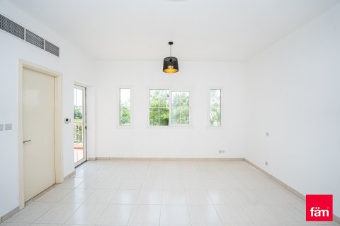 Villa te koop in Dubai, VAE 3 slaapkamers, 255.4 vr.m., nr 692990 - foto 4