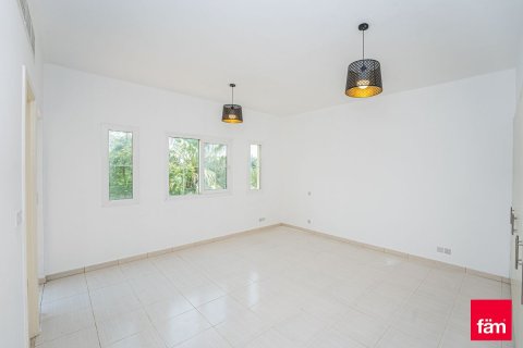 Villa te koop in Dubai, VAE 3 slaapkamers, 255.4 vr.m., nr 692990 - foto 3