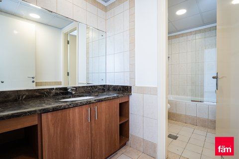 Villa te koop in Dubai, VAE 3 slaapkamers, 255.4 vr.m., nr 692990 - foto 15