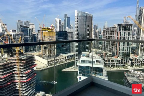 Lägenhet uthyres i Business Bay, Dubai, UAE 2 sovrum, 110.1 kvm Nr. 692991 - fotografi 13