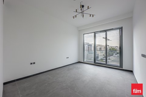 Зняти в оренду віллу в Al Furjan, Дубай, ОАЕ 5 спалень, 664.8м2, № 692995 - фото 17