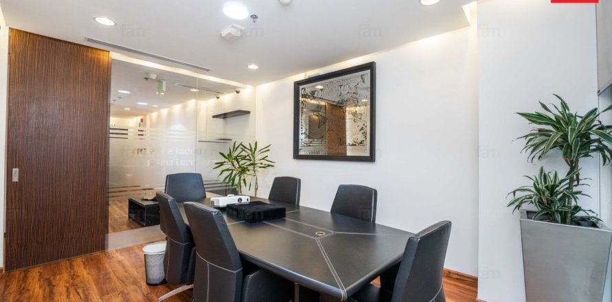 Zyrë në Business Bay, Dubai, Emiratet e Bashkuara Arabe 181.7 m2. № 686112