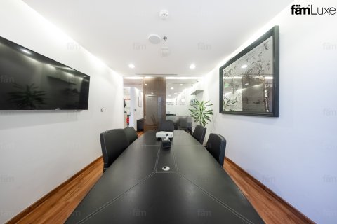 Zyrë në Business Bay, Dubai, Emiratet e Bashkuara Arabe 183.8 m2. № 686112 - Foto 12