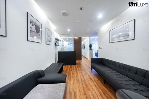 Zyrë në Business Bay, Dubai, Emiratet e Bashkuara Arabe 183.8 m2. № 686112 - Foto 6
