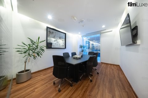Zyrë në Business Bay, Dubai, Emiratet e Bashkuara Arabe 183.8 m2. № 686112 - Foto 5