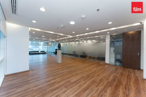 Zyrë në Business Bay, Dubai, Emiratet e Bashkuara Arabe 183.8 m2. № 686112 - Foto 11