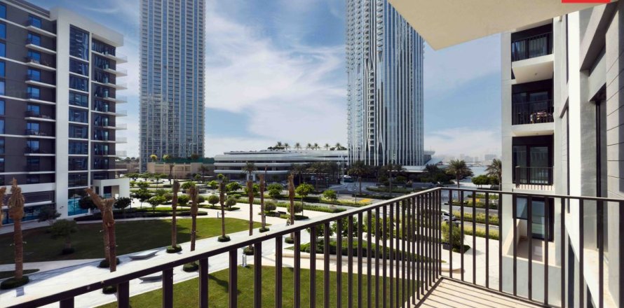 Dubai, UAE의 아파트 침실 2개, 100.7제곱미터 번호 652401