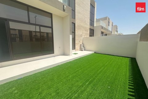 Müüa ridamaja asukohaga Dubai, AÜE: 4 magamistoaga, 187.2 m² Nr 652337 - pilt 17