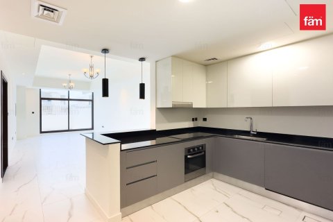 Kuća u nizu u Dubai, UAE 4 spavaćih soba, 288 m2 Br. 652337 - fotografija 1