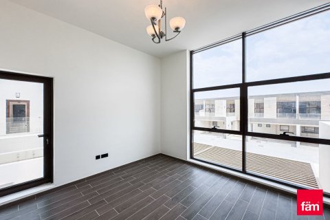 Townhouse de vânzare în Dubai, EAU 3 dormitoare, 187.2 mp.  №652339 - poză 4