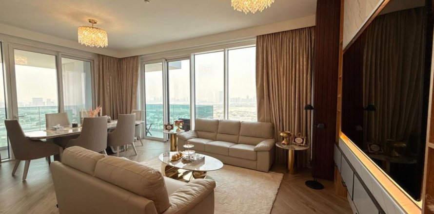 Korter asukohaga Al Kifaf, Dubai, AÜE: 3 magamistoaga, 165.3 m² Nr 646886