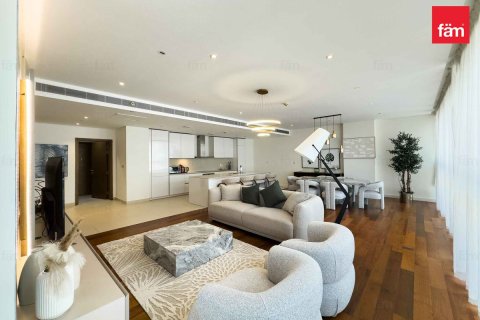 Lägenhet uthyres i Al Wasl, Dubai, UAE 3 sovrum, 208 kvm Nr. 646887 - fotografi 1