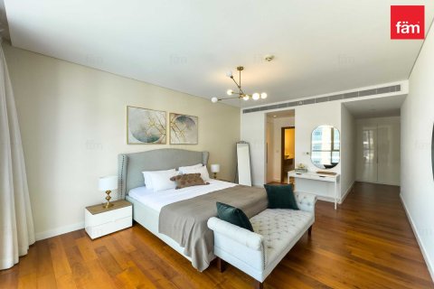 Lägenhet uthyres i Al Wasl, Dubai, UAE 3 sovrum, 208 kvm Nr. 646887 - fotografi 11