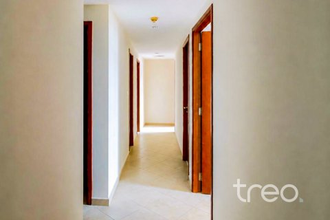Appartement à louer à Motor City, Dubai, EAU 3 chambres, 224.08 m2 № 758904 - photo 5