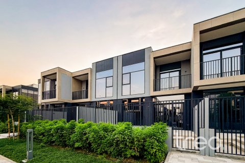 Villa em Mudon, Dubai, EAU 3 quartos, 217.86 m2 № 758902