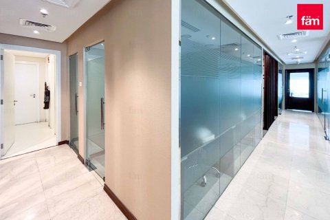 Зняти в оренду офіс в Бизнес-Бэй, Дубай, ОАЕ 246м2, № 645548 - фото 10