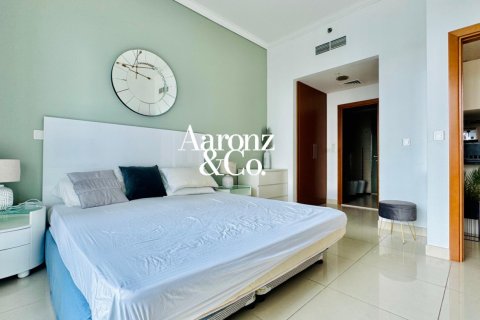Apartment til salg i Dubai Marina, Dubai, UAE 1 soveværelse, 83 kvm № 717858 - foto 4