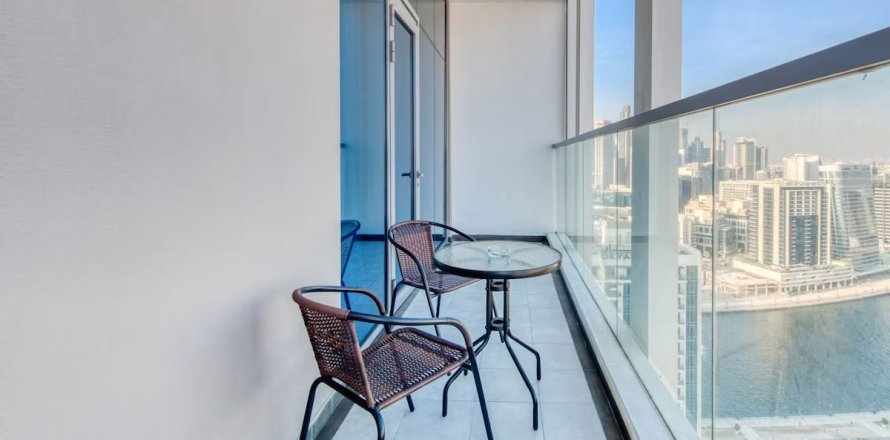 Business Bay、Dubai、UAEにあるマンション 1ベッドルーム、75.2 m2 No687317