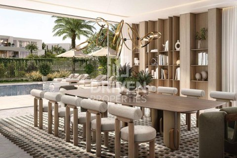 Willa na sprzedaż w Dubai, ZEA 5 sypialnie, 1040 mkw., nr 683069 - zdjęcie 5