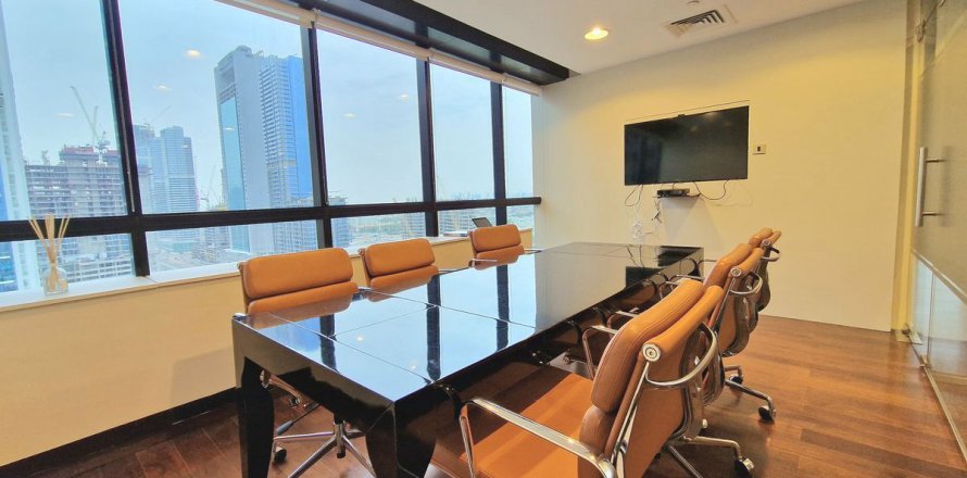 Oficina en Dubai, EAU 125.5 m² № 691208