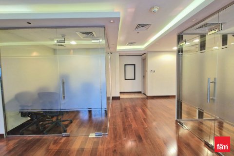 Oficina en alquiler en Dubai, EAU 125.5 m2 № 691208 - foto 13