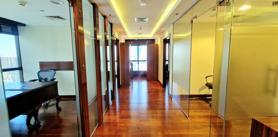 Kancelarija u Dubai, UAE 125.5 m2 Br. 691208