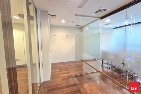 Oficina en alquiler en Dubai, EAU 125.5 m2 № 691208 - foto 12