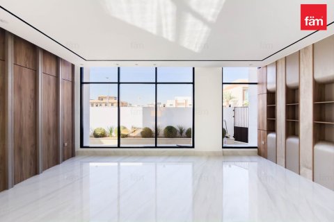 Vilă de vânzare în Dubai, EAU 6 dormitoare, 464.8 mp.  №691209 - poză 11
